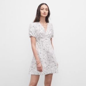 Club Monaco Floral Double V Tie Back Dress Size 2